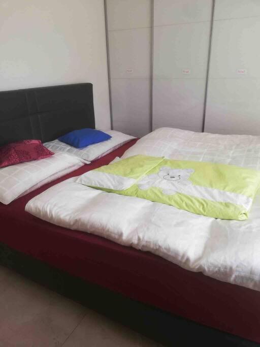 Moderne Wohnung Mit Stil Gross Gerungs Eksteriør billede